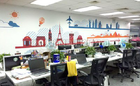 大方教你设计办公室墙绘的方法。